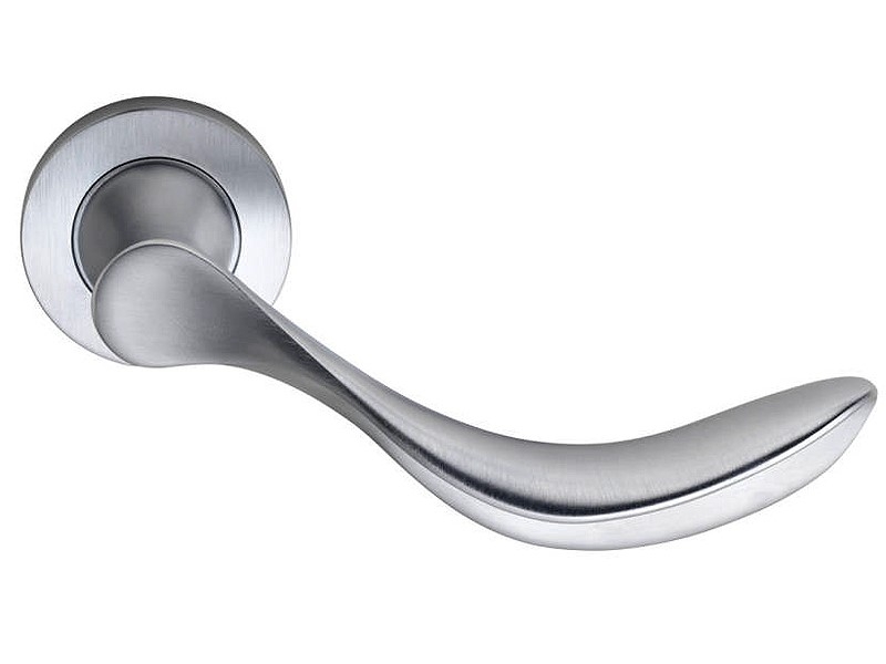 Дверная ручка на розетке Enrico Cassina ANNA C06911 хром