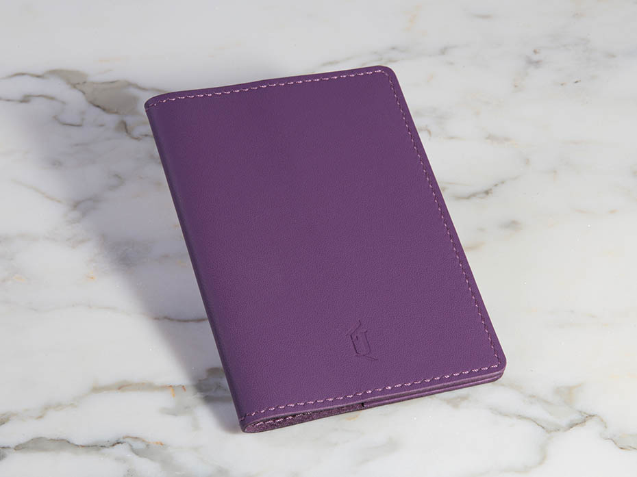 Обложка кожаная на паспорт FURNITEK модель FG-0201611 в подарочной коробке