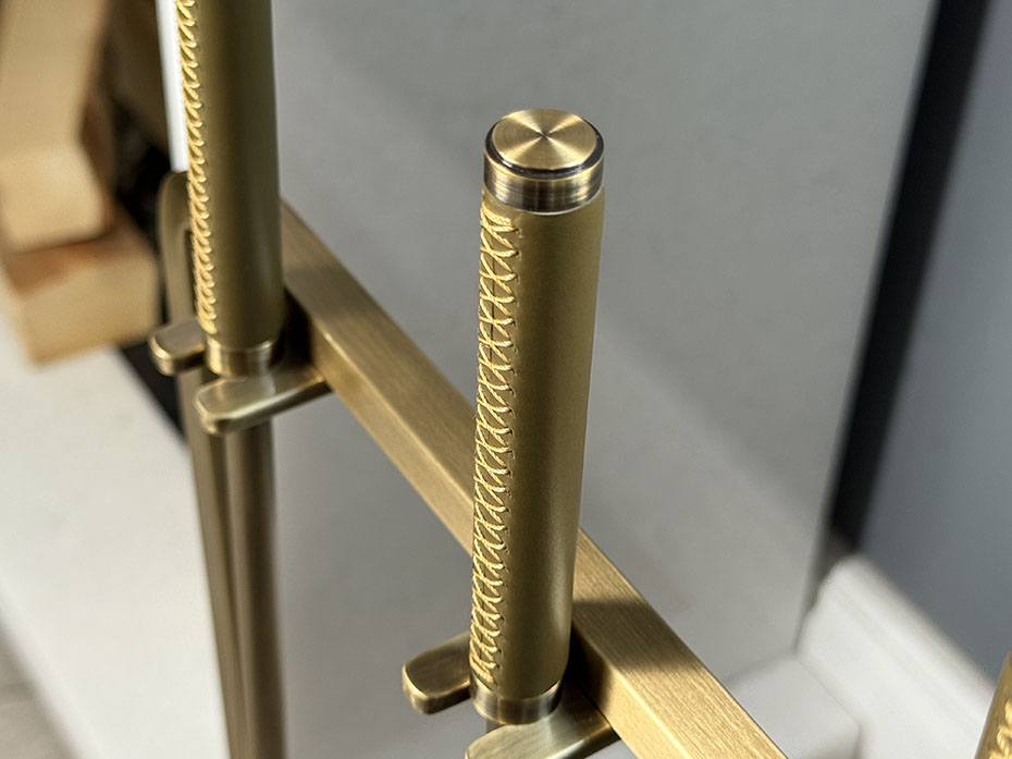 Каминный набор с дровницей FURNITEK FG-01124 античная латунь