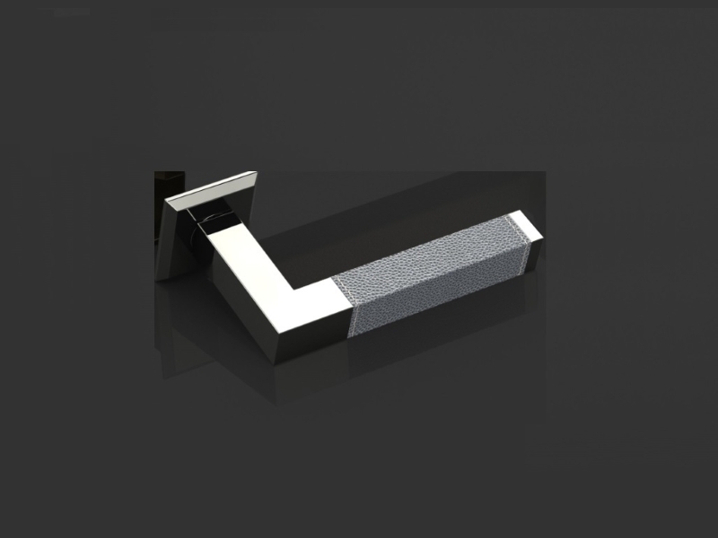 Дверная ручка на розетке Oliver Knights Shagreen2 полированный хром