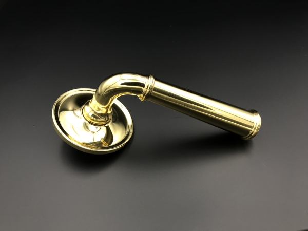 Дверная ручка на розетке Frank Allart 77747822 полированная латунь