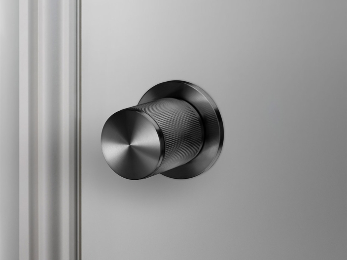 Дверная ручка-кноб D-40mm Buster and Punch Linear RDK-091055 графит