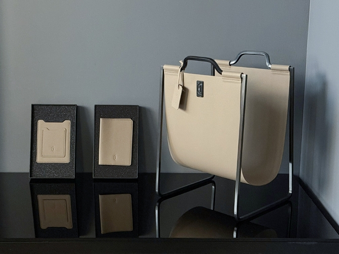 Подарочный набор аксессуаров из кожи FURNITEK FG-417