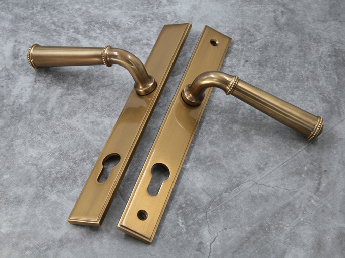 Ручка для балконной двери на узкой планке Frank Allart 7775597E01AA  матовая бронза