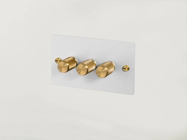 Диммер Buster & Punch тройной UK-DI-CO-3G-WH-BR-A белый